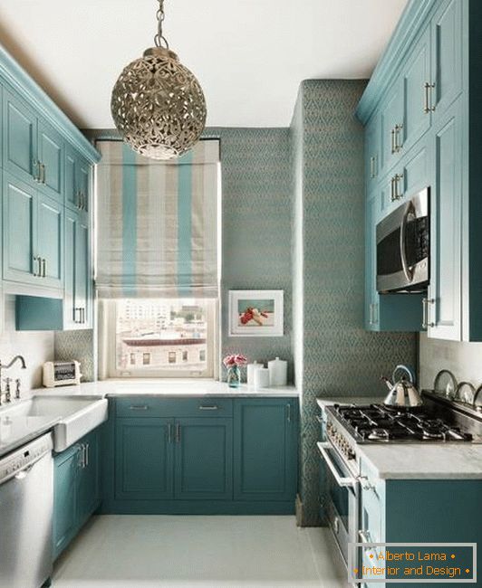 Bela cozinha azul