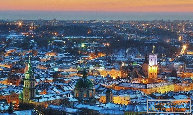 Vista da noite Lviv