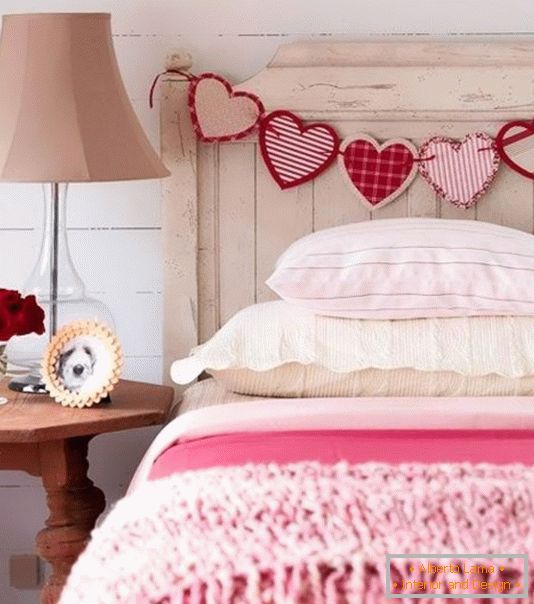 Decoração da cama para o Dia dos Namorados