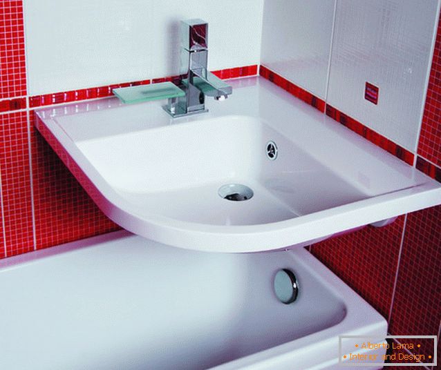 Cor vermelha em design de banho