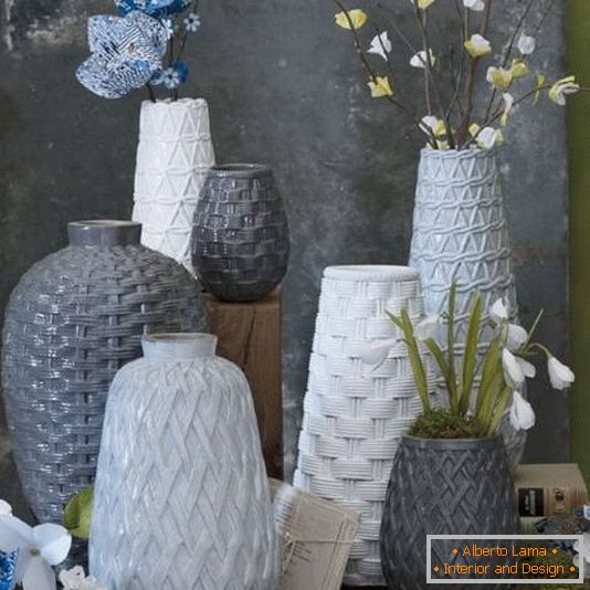 Vasos de cerâmica texturizada