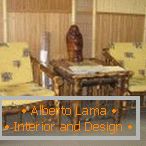 Mesa e cadeiras de bambu