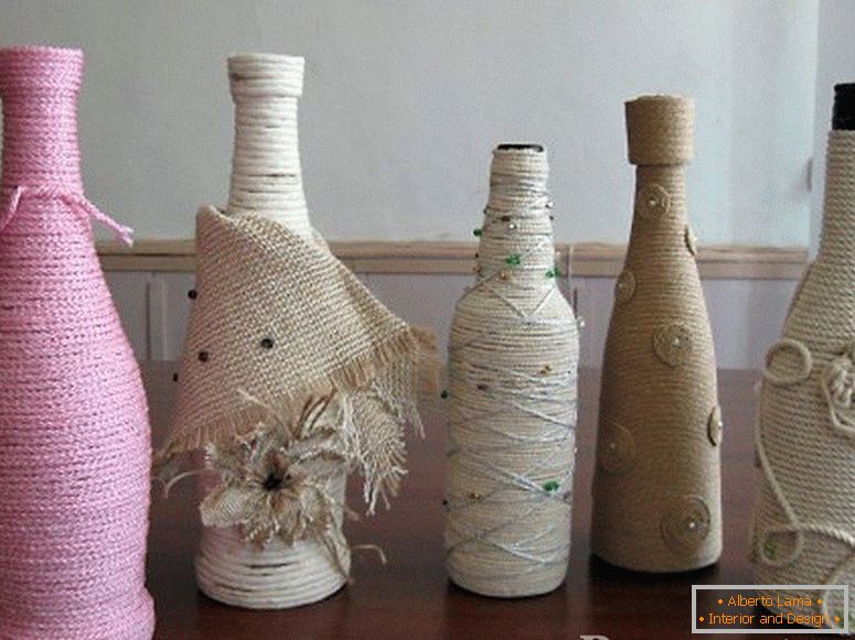 Decoração de garrafas de diferentes formas