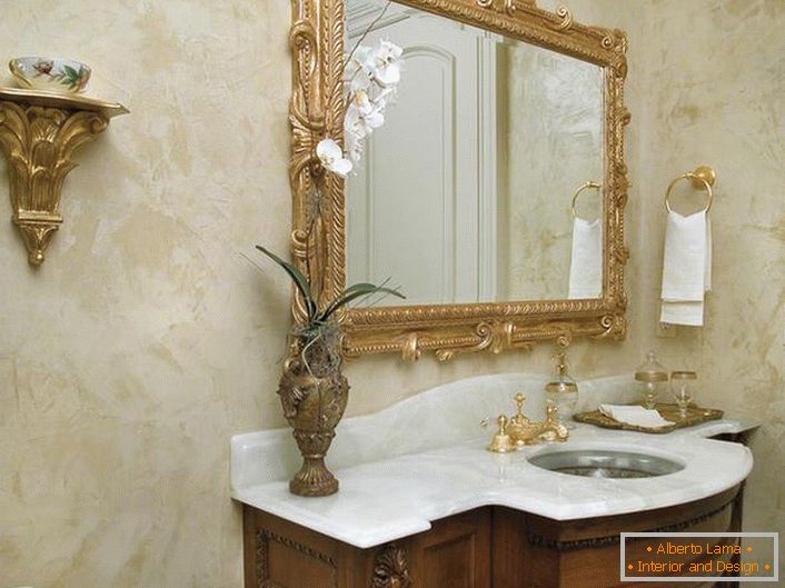 O veneziano штукатурка в ванной комнате в стиле модерн.