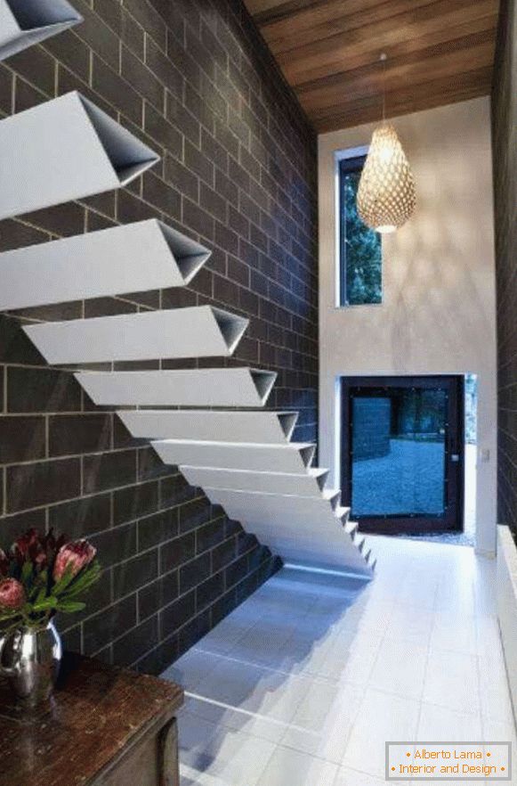 Projeto de uma escada em uma casa particular, foto 3