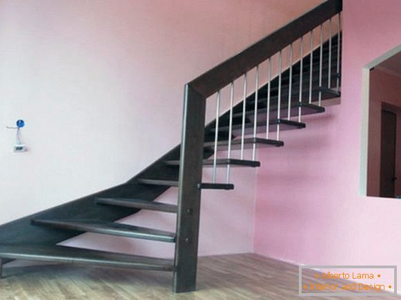 Projeto de uma escada em uma casa particular, foto 7
