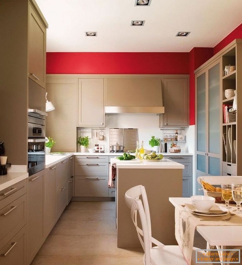 Cozinha com paredes vermelhas