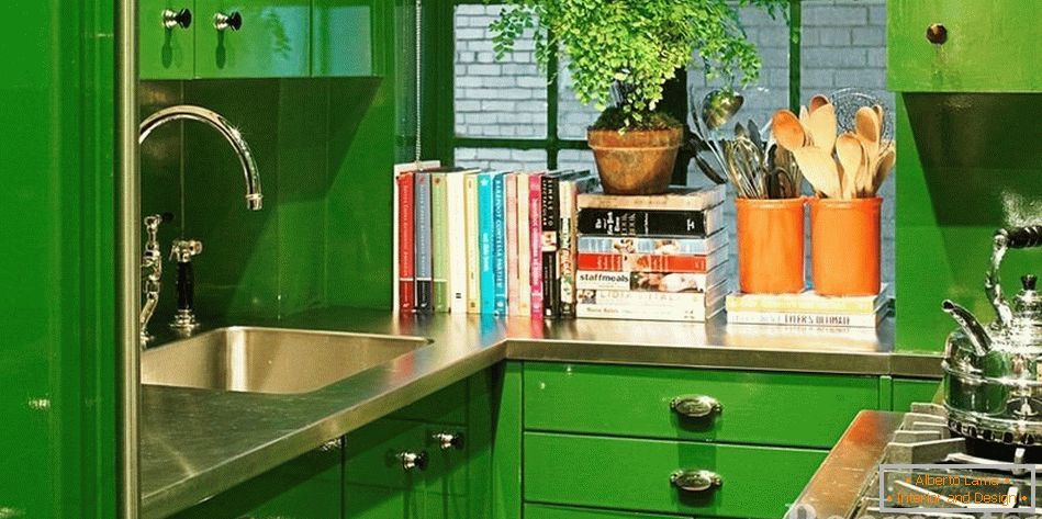 Outra perspectiva da cozinha é verde
