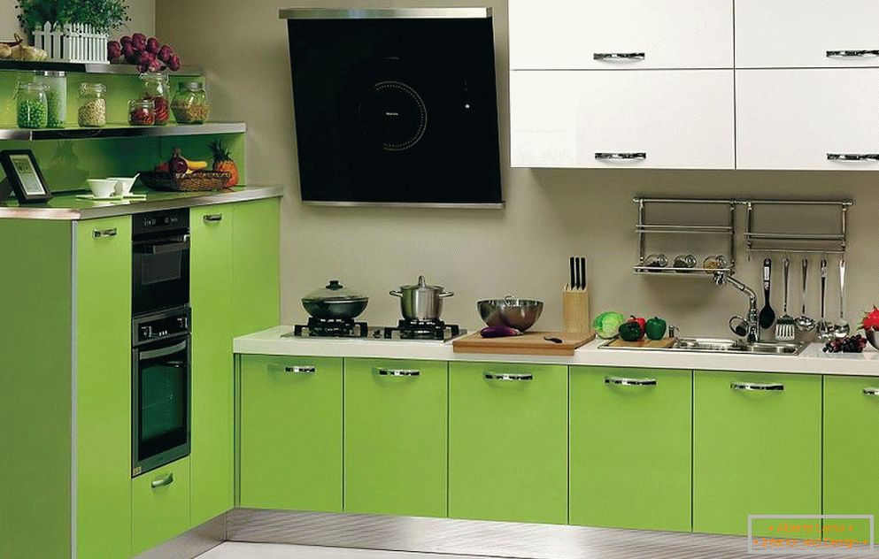 Cozinha em cor verde claro