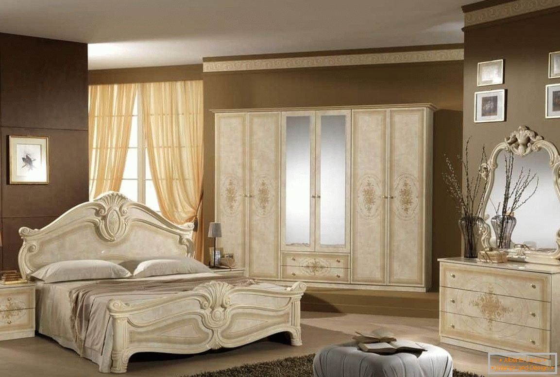 Design clássico quarto - móveis bege e paredes marrons
