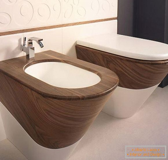 Assento de sanita de madeira