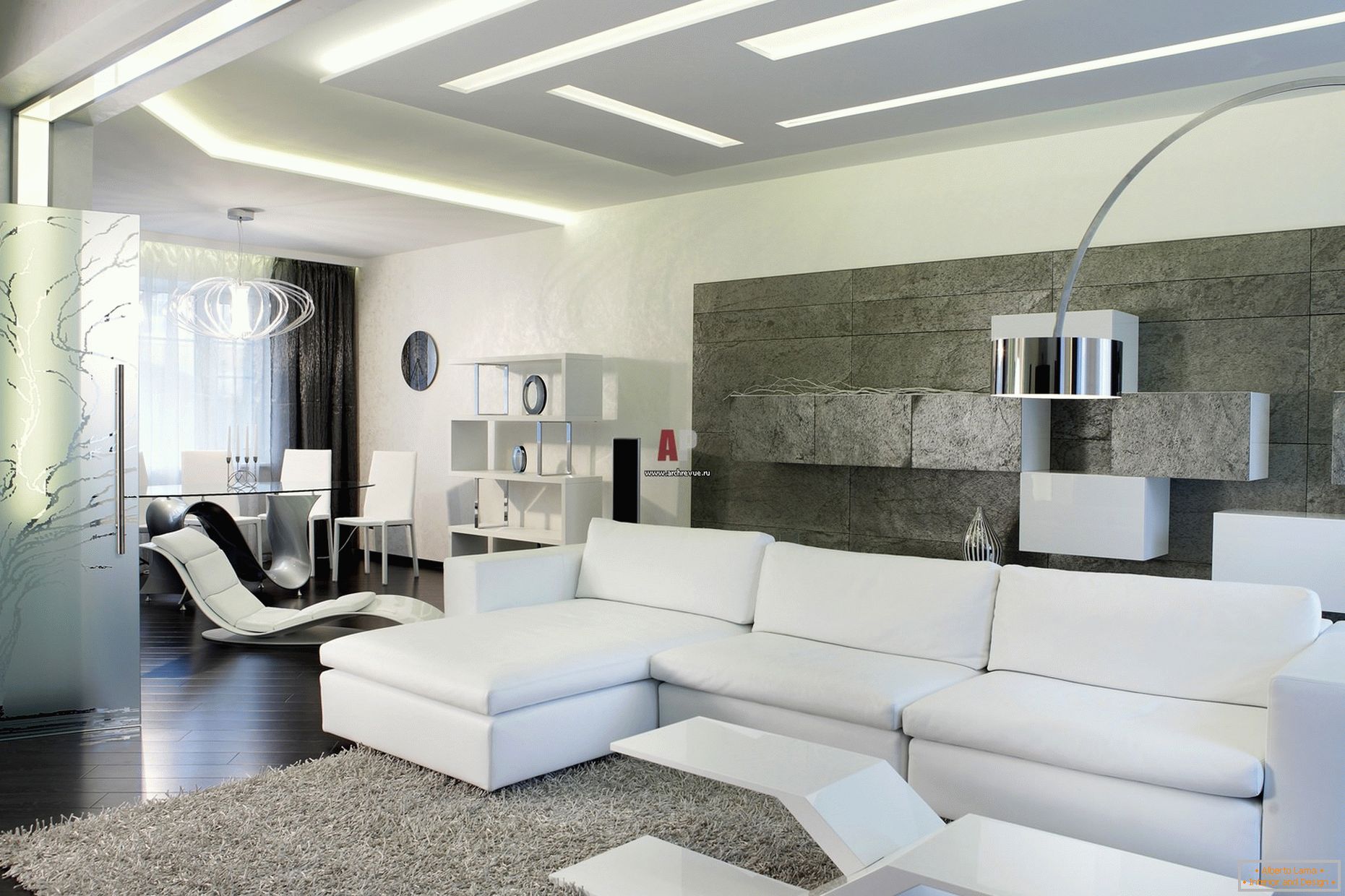 Branco interior dos convidados da sala em um estilo minimalista é notável por um design moderno e arrojado com dicas de alta tecnologia.