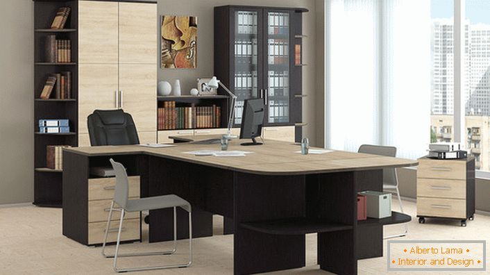 Móveis de gabinete - simplicidade, modéstia, funcionalidade e praticidade no escritório.