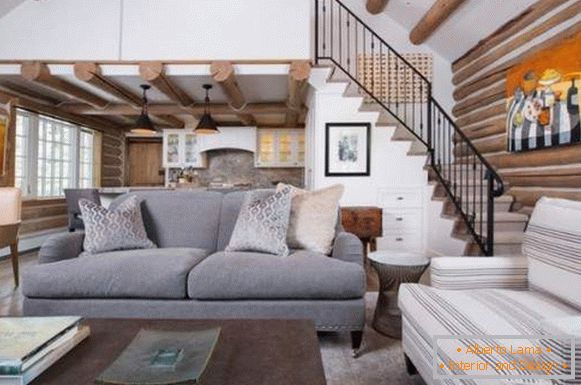 Idéias para um interior de sala de estar com uma escada em uma casa privada - foto de 2017
