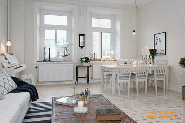 Sala de estar e sala de jantar apartamentos em estilo escandinavo em Gotemburgo