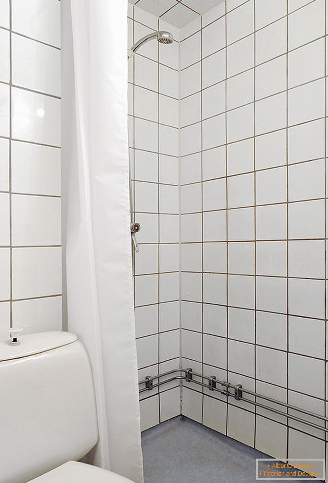 Um chuveiro simples mas prático