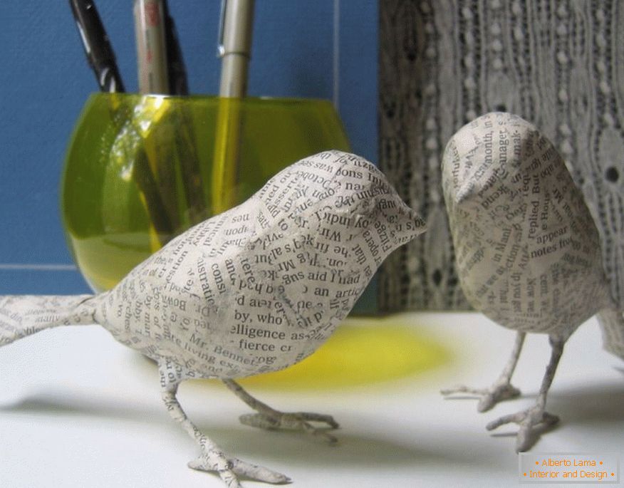 Aves de papel machê