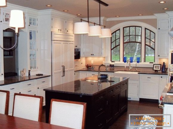 Design de janela na cozinha - fotos de belas janelas