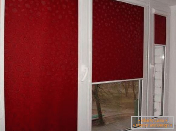 cortinas de rolo de cassete em janelas de plástico foto, foto 32