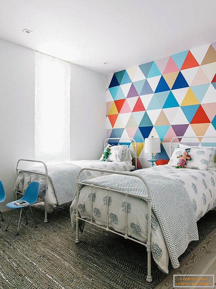 fabuloso-wallpaper-adiciona-cor-e-padrão-para-o-cool-kids-bedroom