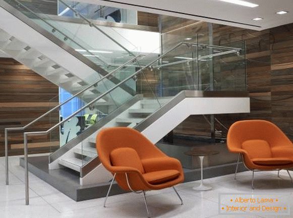 Cadeiras laranja Saarinen Womb