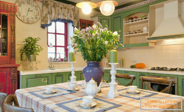 pequena cozinha no estilo de uma foto de Provence интерьер 
