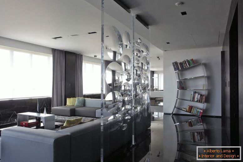 interior-único-aço-livros-armazenamento-on-the-black-brilhante-chão-adicionado-com-cinza-sofá-inspirador-quarto-divisor-com-armazenamento-para-minimalista-habitação