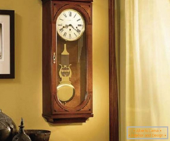 relógio vintage parede com uma luta, foto 10