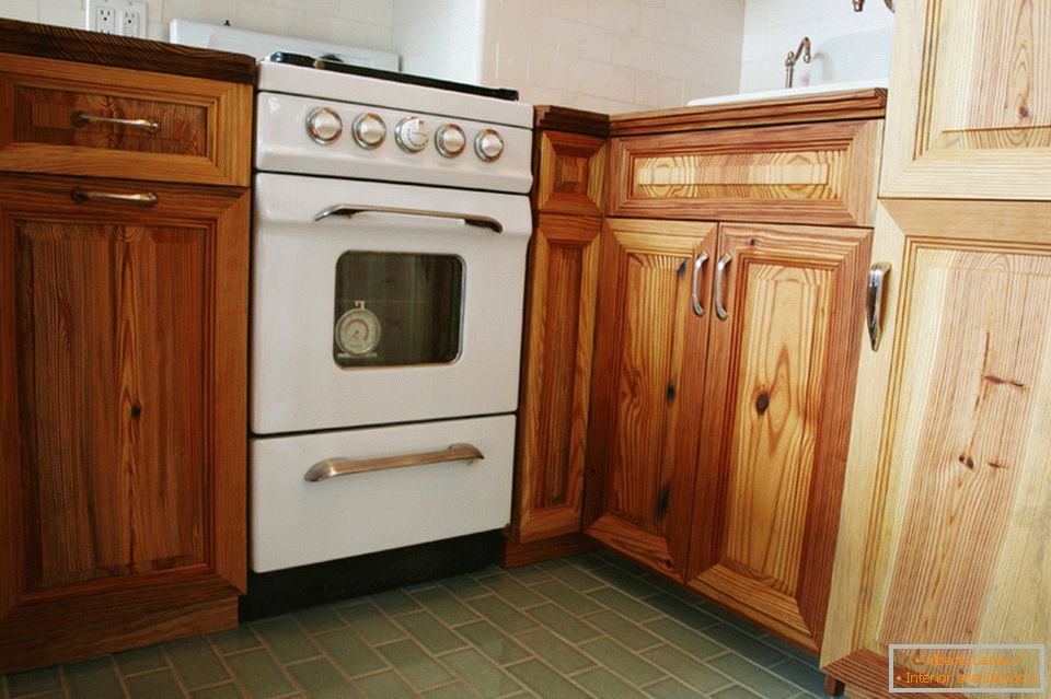 Cozinha de madeira em estilo vintage