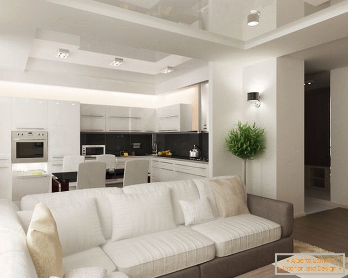 A combinação de cozinha e sala de estar é considerada uma solução eficaz em condições de espaço insuficiente. 
