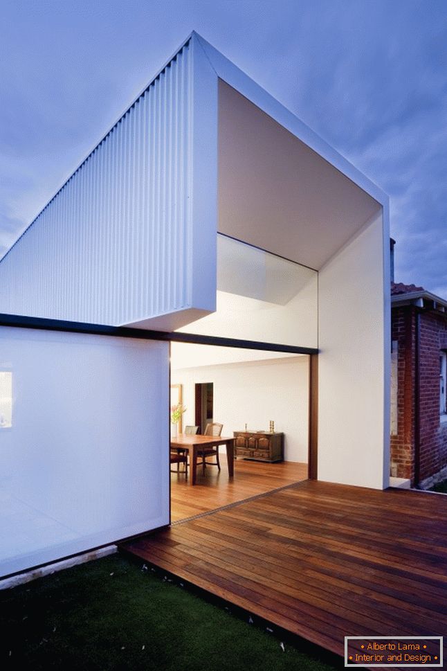 Uma extensão compacta para uma casa de tijolos de David Barr Architect