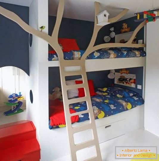 Layout elegante do quarto das crianças para meninos