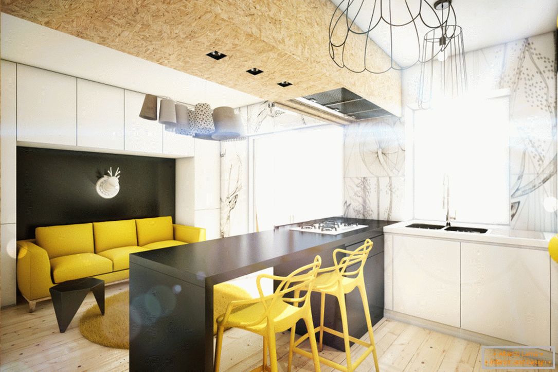 A combinação de amarelo no interior de um pequeno apartamento