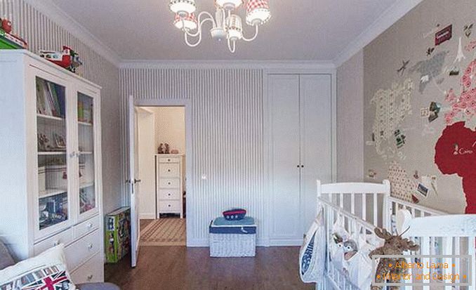 Projeto de um apartamento de dois quartos para uma família com uma criança - uma foto de um quarto de crianças