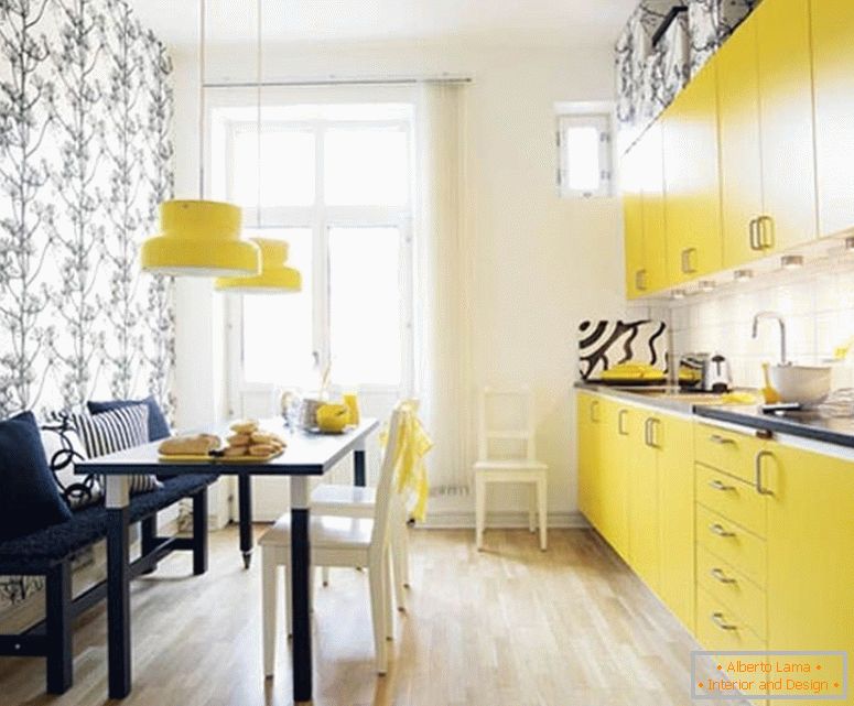 Cozinha na cor amarela