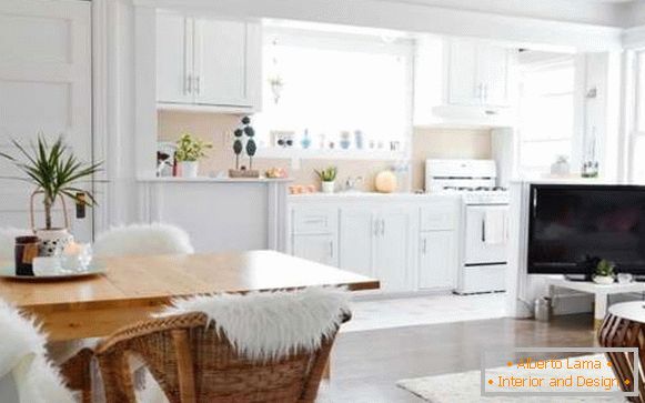Design de cozinha em uma casa privada com as próprias mãos - a idéia de combinar com a sala de estar