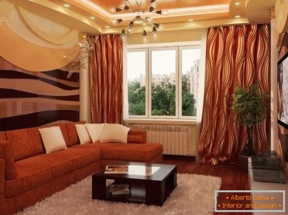 O design da sala no apartamento - um belo quarto sala de estar na foto