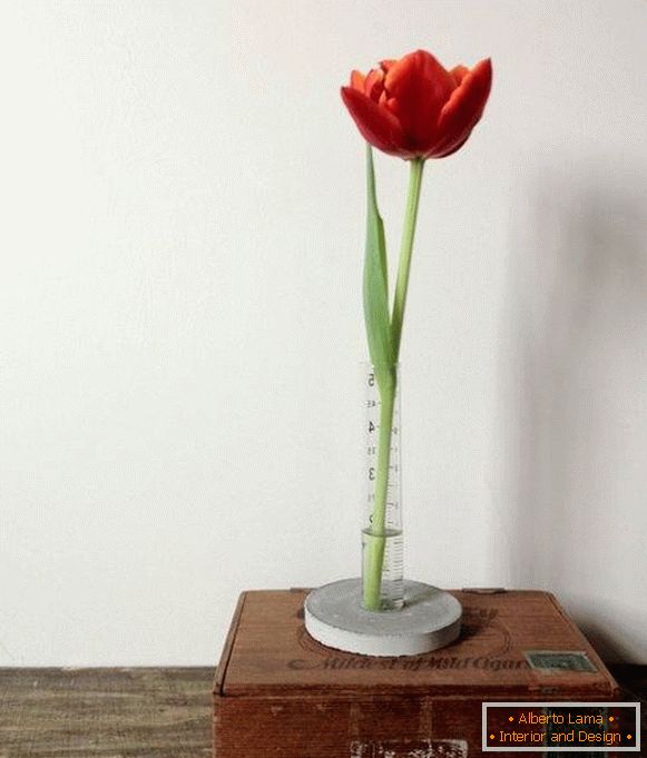 Faça você mesmo: um elegante vaso de flores