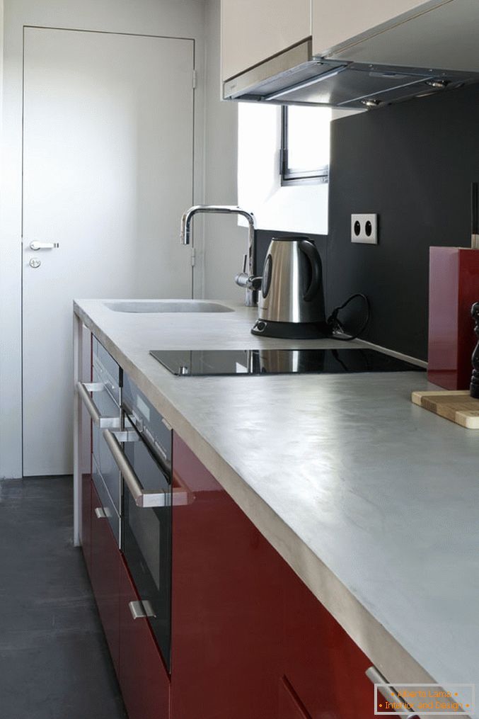 Área de cozinha no design de tamanho pequeno