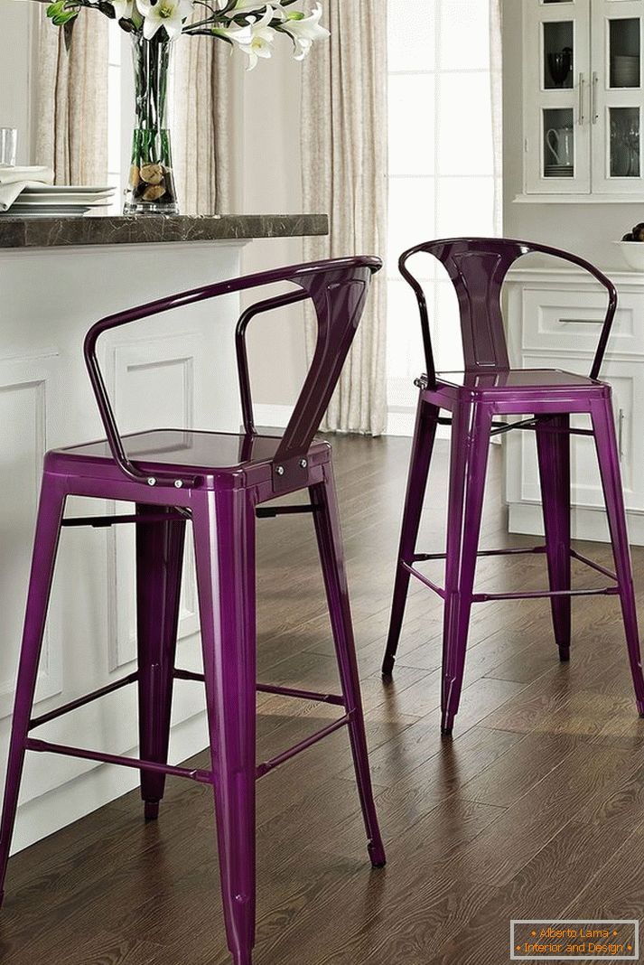 __original-bar-chairs-bright-colors-in-interior-cozinha-17