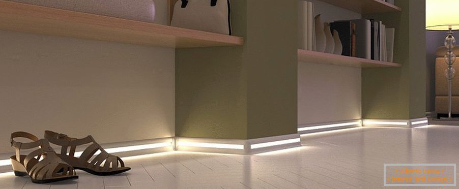 Iluminação LED rodapés