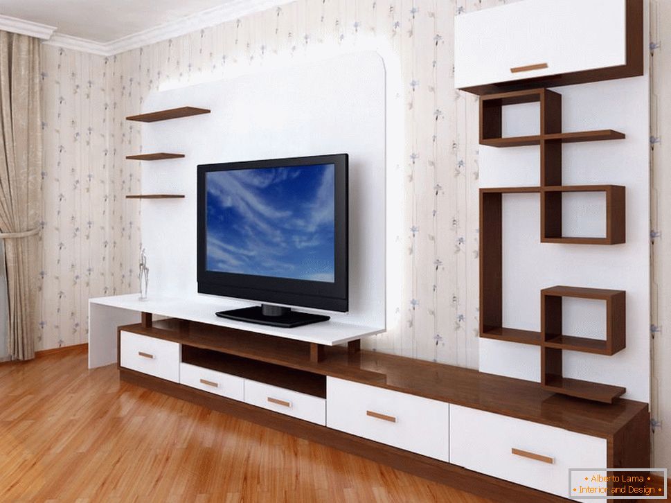 Sala de estar com um meio-fio para uma TV