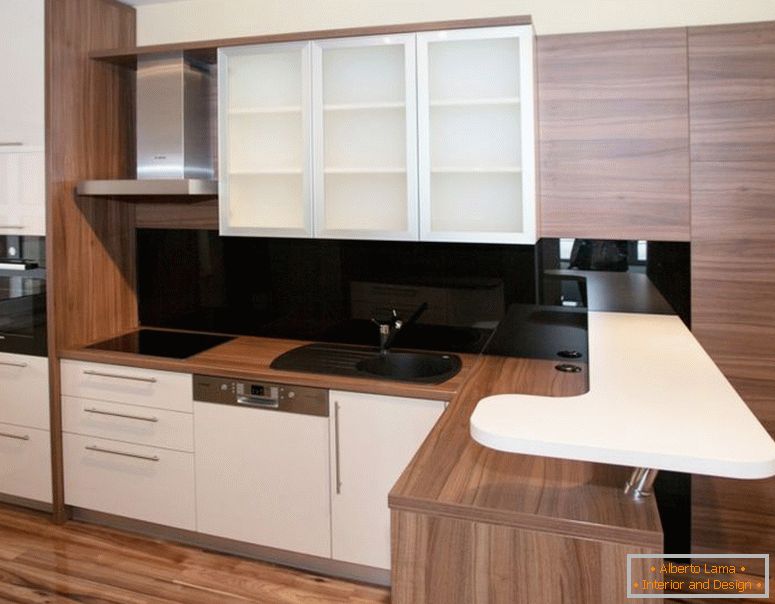 cozinha-pequeno-moderno-cozinha-design-idéias-com-madeira-cozinha-armários-e-cozinha-pia-também-torneira-e-açougueiro-bloco-bancada-também-laminado-floor-cozinha-móveis-idéias- para-pequeno-cozinha-design