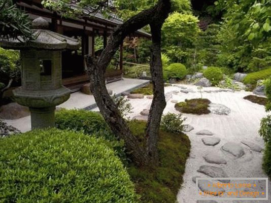 Jardim chinês no espírito do Zen