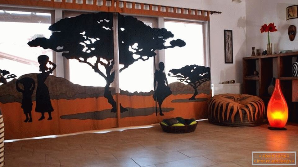 Interior em estilo africano em cores claras