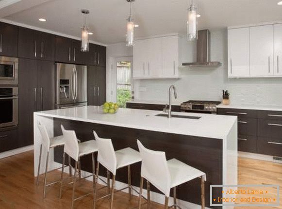 Modernas cozinhas brancas cinza - uma foto de um belo interior