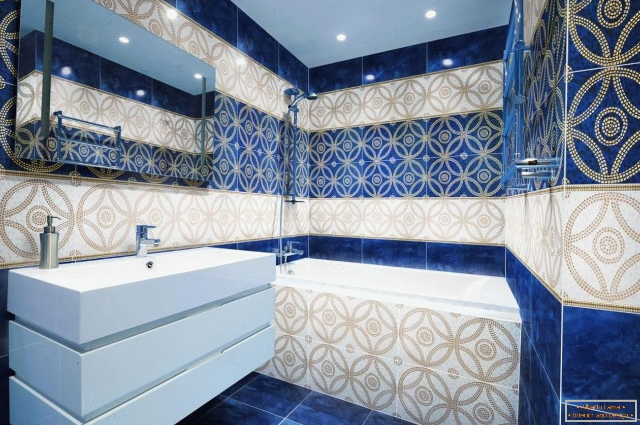 Azulejo com padrões no banheiro