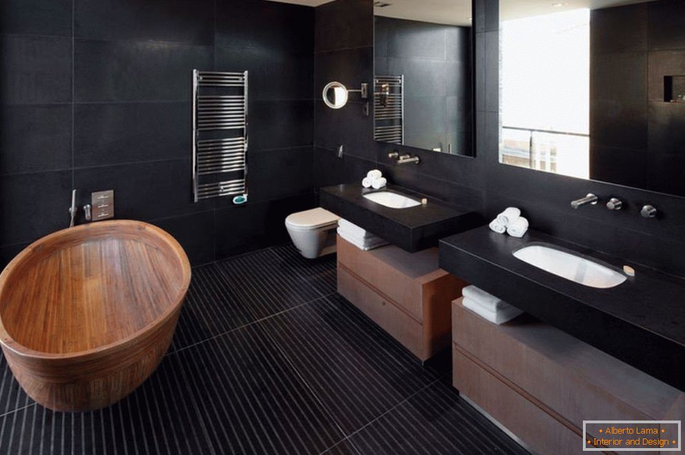 Interior de casa de banho na cor preta