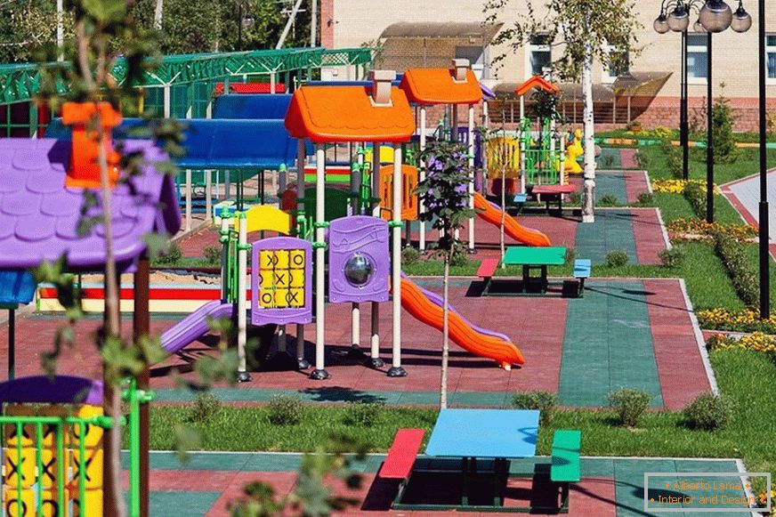 Playground no jardim de infância