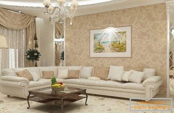 Design clássico da sala de estar em uma casa particular nas cores branca e bege